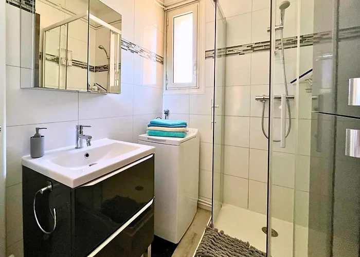 Apartament Brise Marine - 2 Avec Balcon, Vue & Parking Prive A 30 M De La *